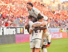 IM体育官方平台-佩普执教球队水平提升，盼带领球队再创辉煌的简单介绍