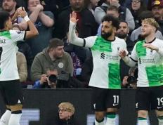 IM体育App下载-包含阿斯顿维拉主场逆袭，力克劲敌的词条