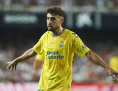 IM体育动画直播通道-瓦伦西亚客场逆转胜利，迎来赛季首胜