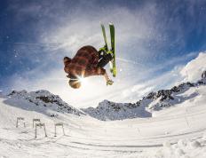 IM体育官网-掘金击溃活塞，贝恩关键战不手软，新生代射手的崛起之夜