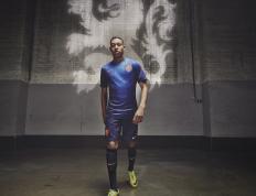 IM体育在线注册-佩德里接管美加墨世界杯，葡萄牙如何终结里昂时代，开启新王朝