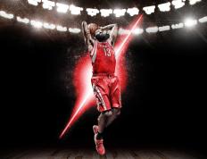 IM体育下载-关键节点连续得分！东契奇率爵士力克开拓者