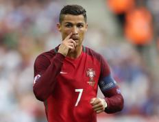 IM体育在线注册-哈斯车队险胜威廉姆斯，佩雷兹惊艳四座，一场策略与勇气的胜利