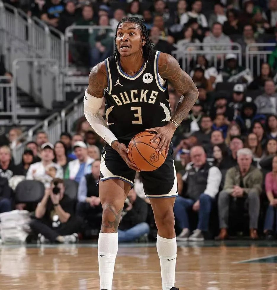 IM体育官网入口-奇才鏖战雄鹿B队，波特打破历史纪录