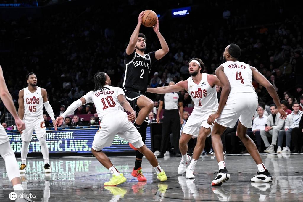 IM体育app-包含篮网B队鏖战公牛，米尔萨普送出助攻的词条