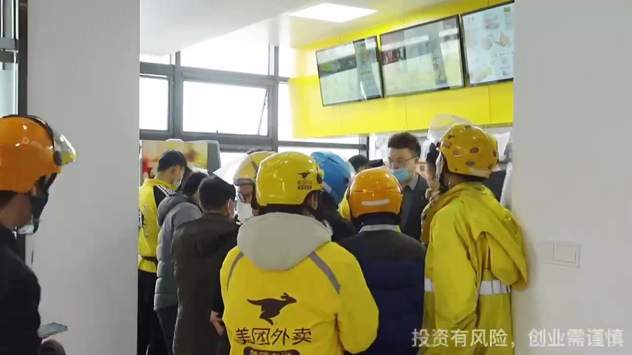 IM体育数据分析平台-汉堡SV遭遇失利，面临保级压力的简单介绍