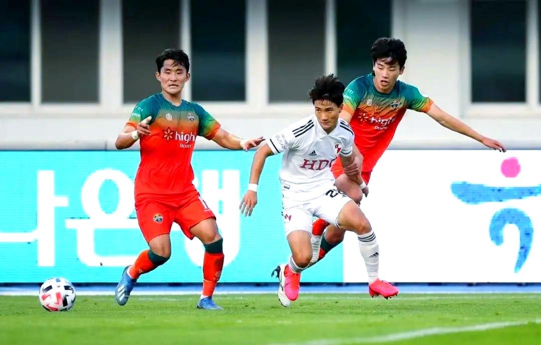 IM体育app-实力悬殊的较量中,双方展现出不同的技巧的简单介绍