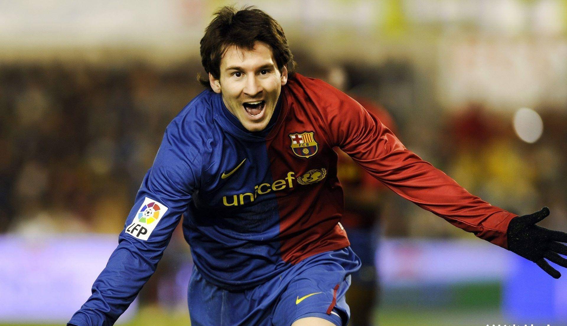 IM体育在线注册-梅西梅开二度，助巴萨实现逆转