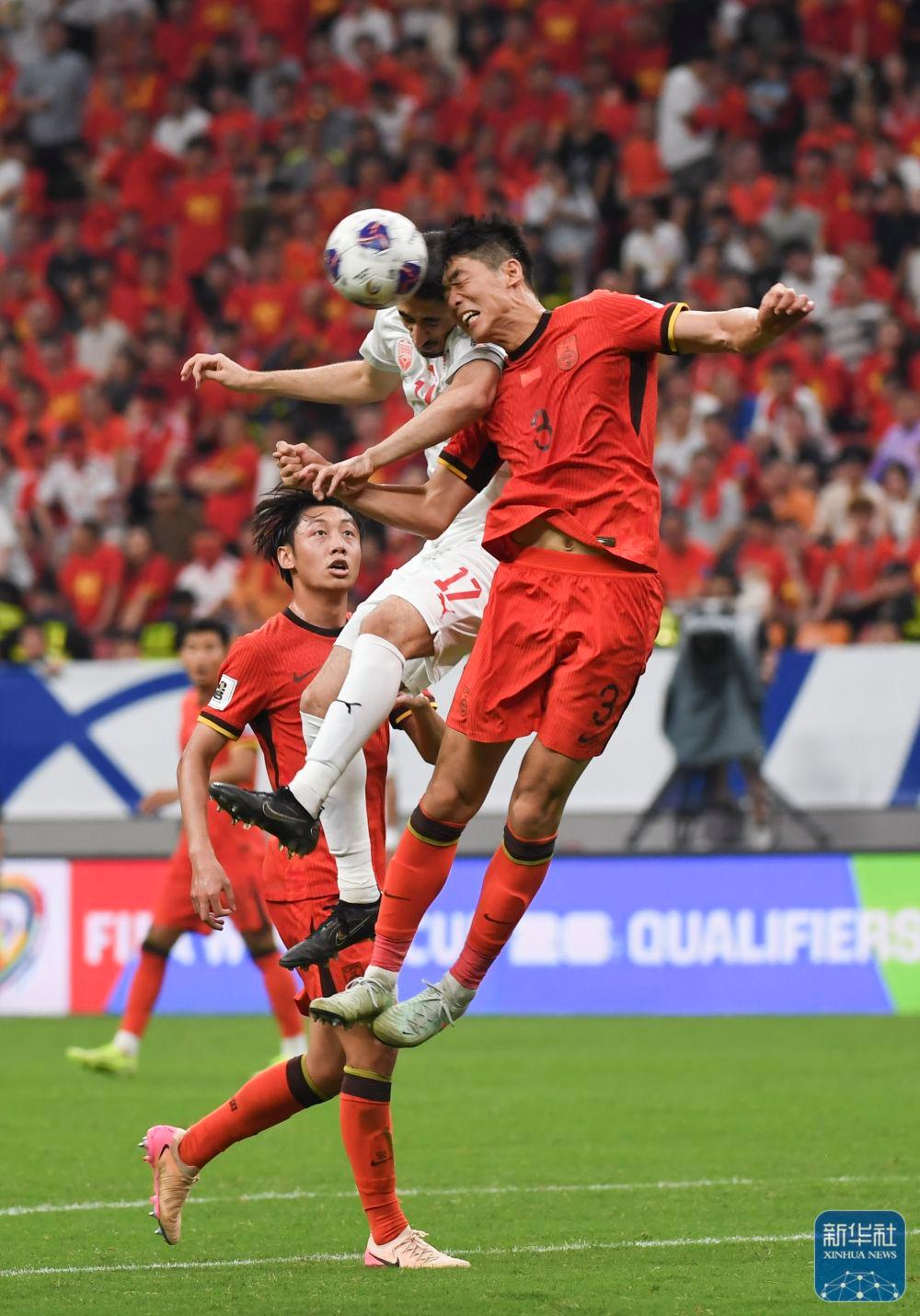 IM体育数据分析平台-比赛精彩纷呈，冠军争夺正酣的简单介绍