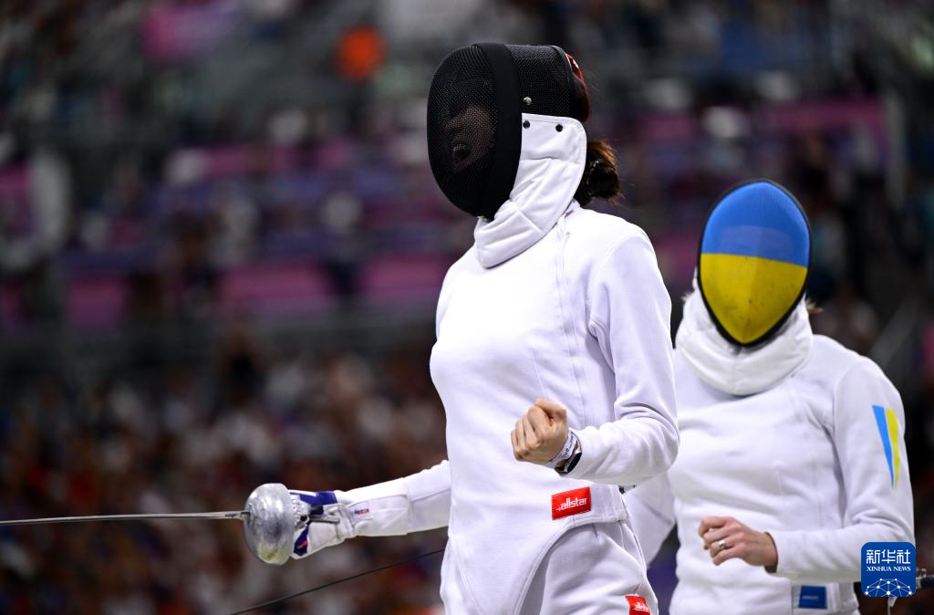 IM Sport-卢森堡击剑选手在比赛中获胜