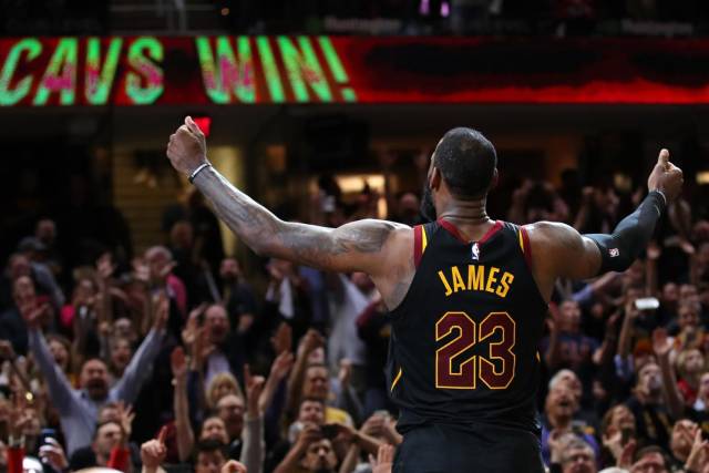 IM体育下载-广东队绝杀北京队,詹姆斯统治全场的简单介绍