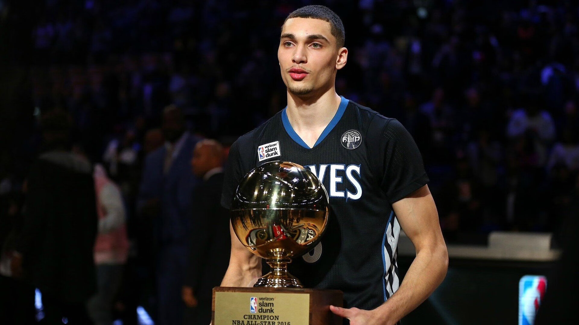 IM体育注册链接-浙江风暴席卷萨城，NBA季后赛焦点战背后的东方力量